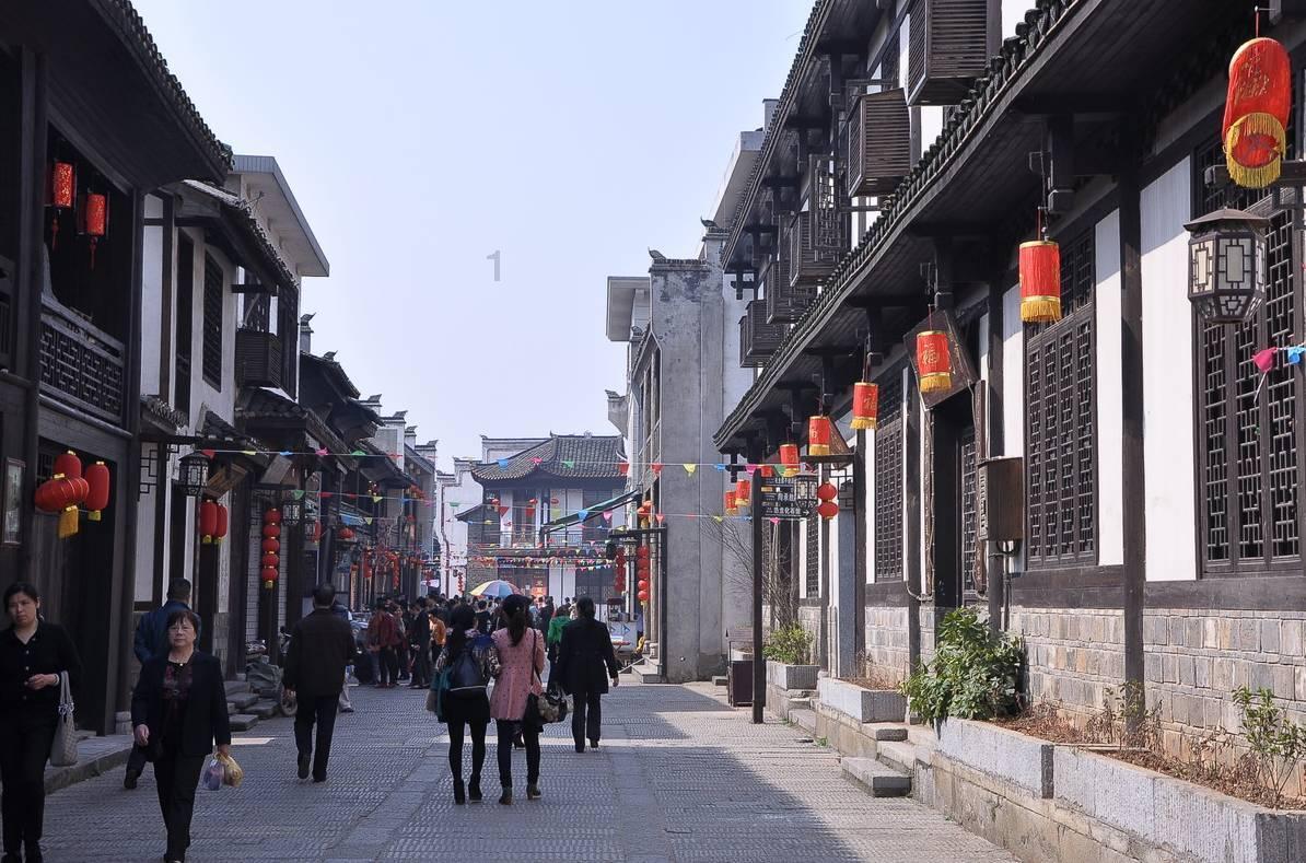 芭比的大学之旅